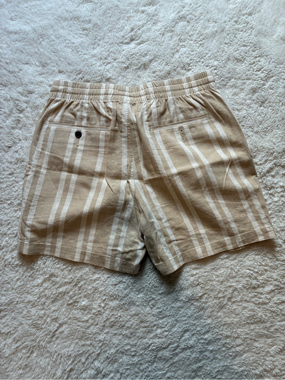 Men's Beige Striped Linen & Cotton Drawstring Shorts - Picture 4 of 4